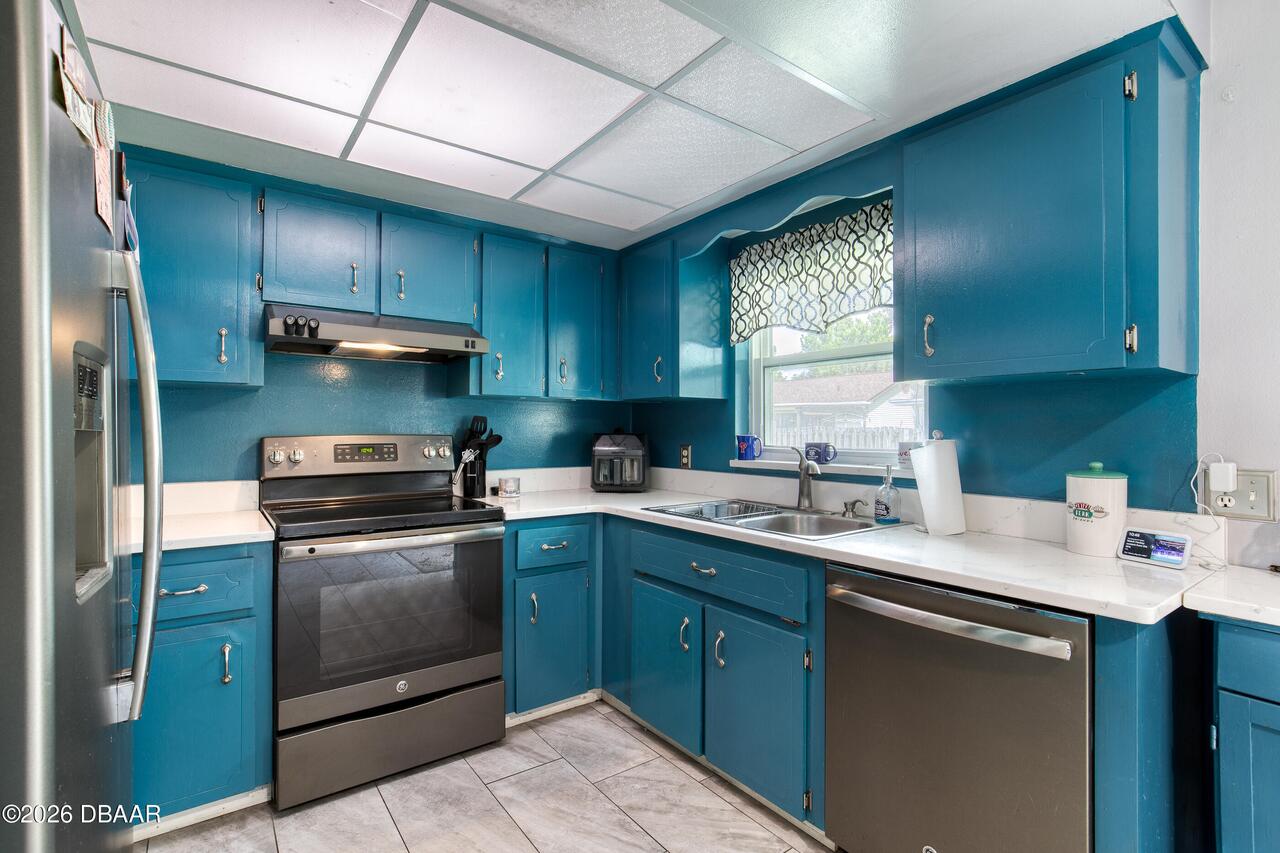 Listing Photo 10