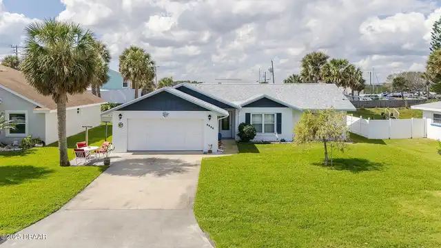 Listing Photo 11