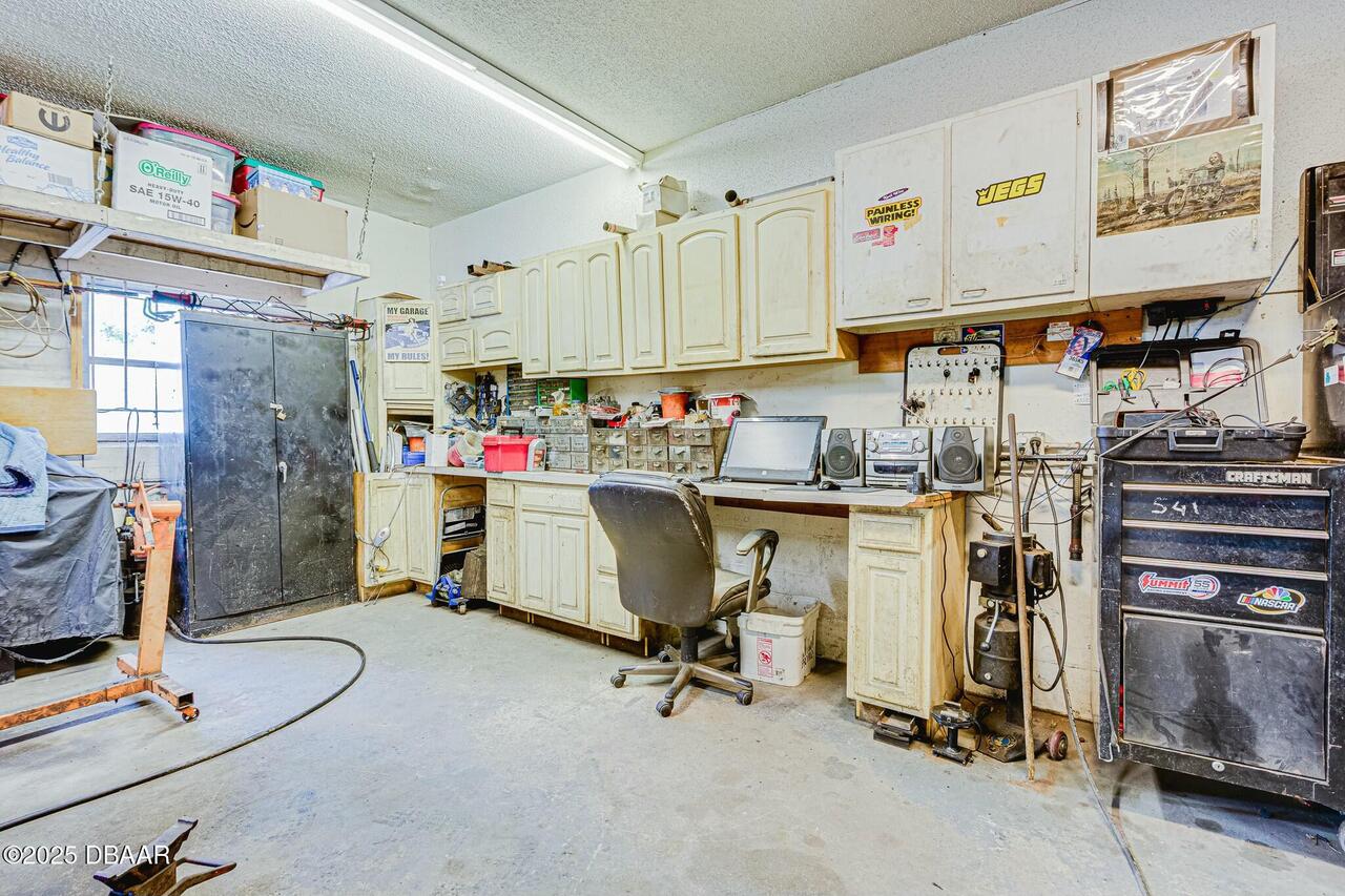 Listing Photo 12