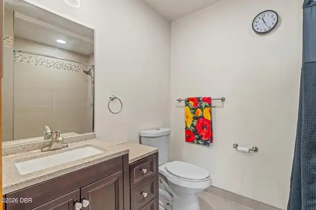 Listing Photo 22