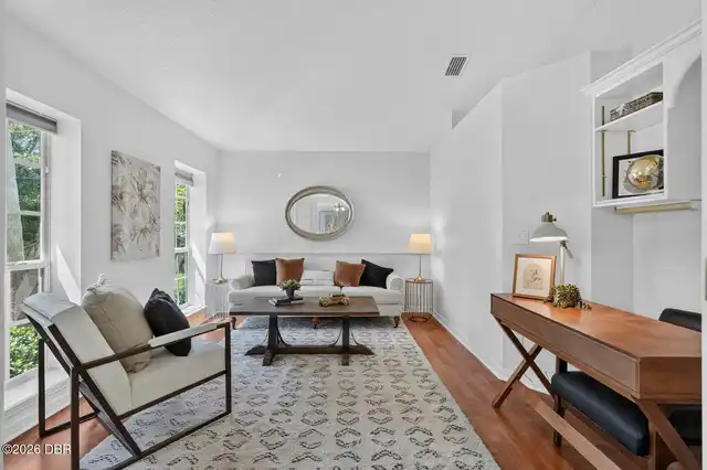 Listing Photo 7