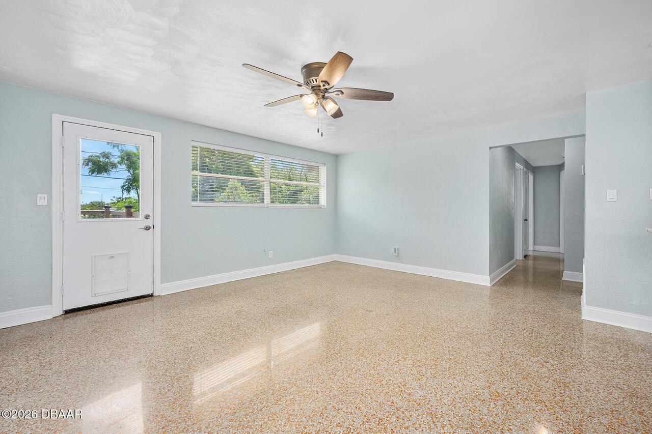 Listing Photo 15