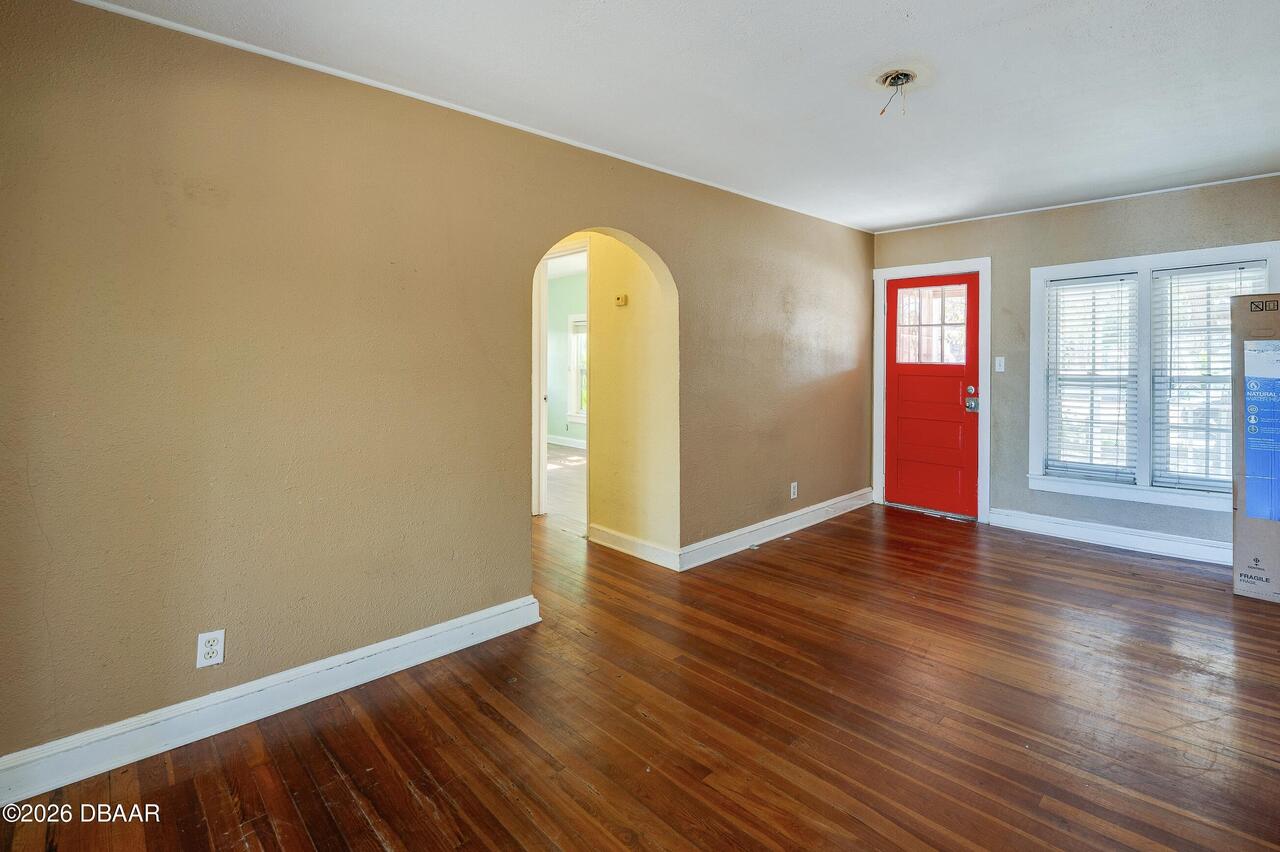 Listing Photo 5