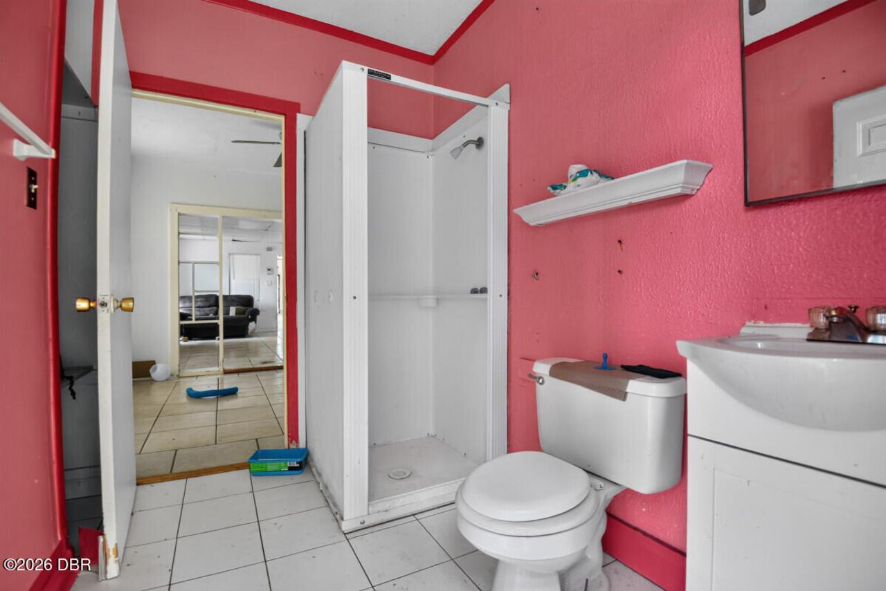 Listing Photo 8