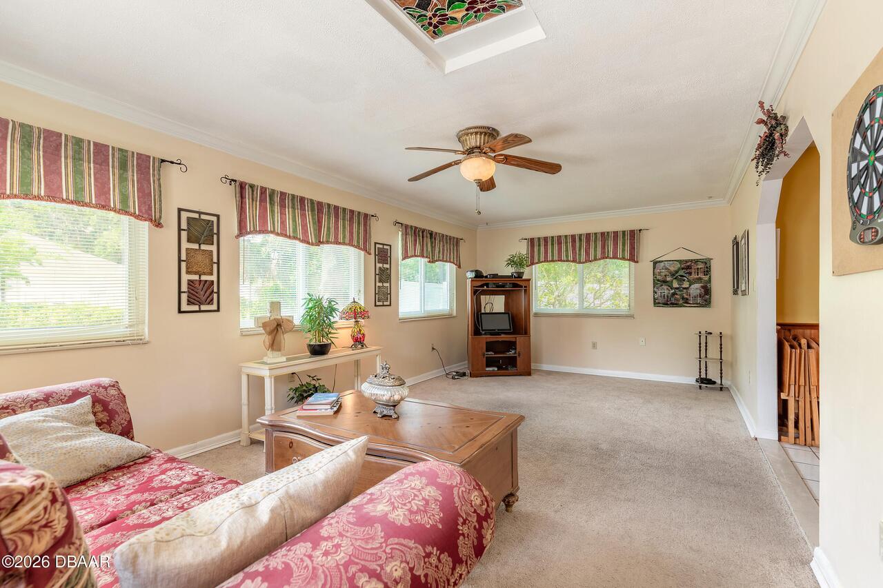 Listing Photo 10
