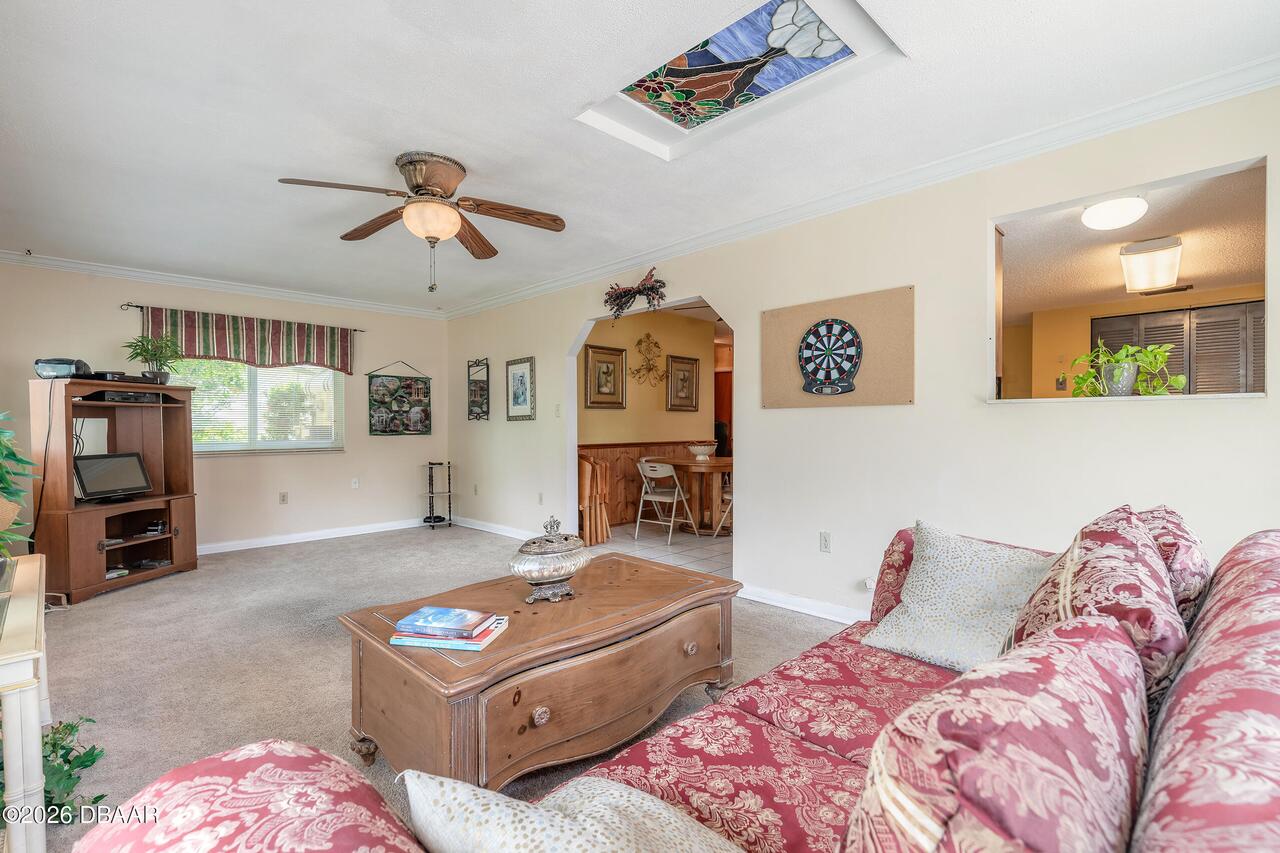 Listing Photo 11