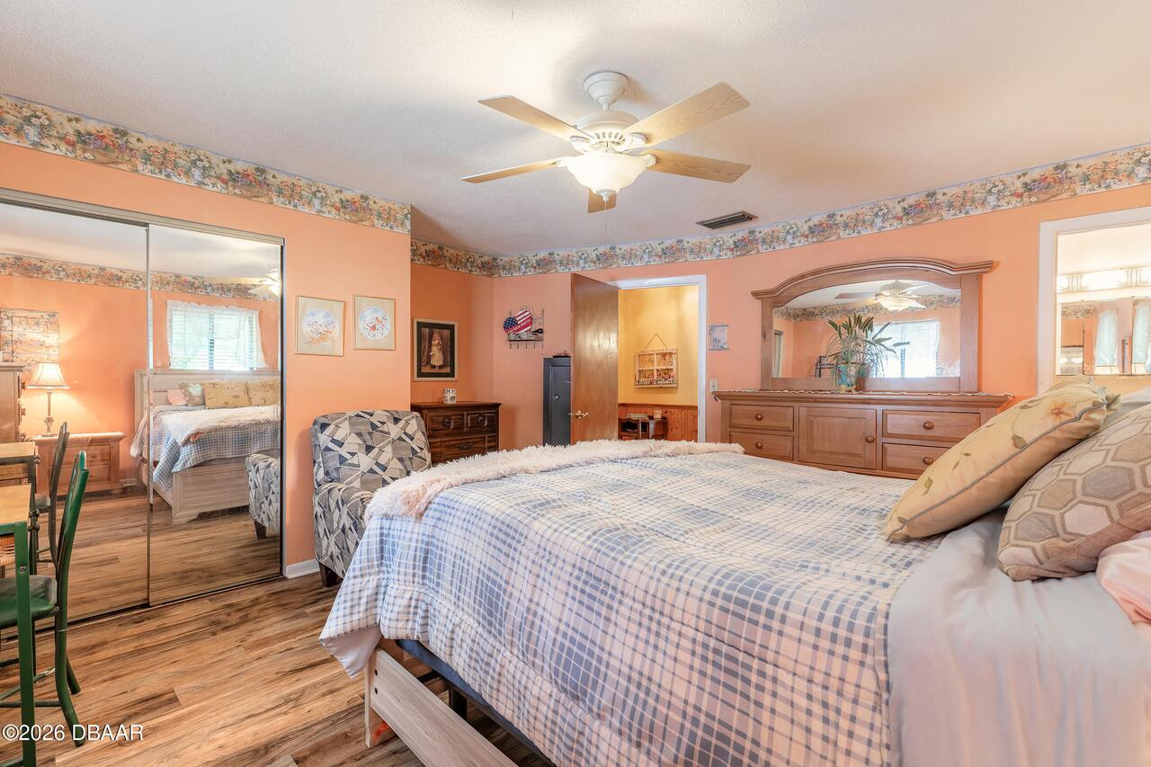Listing Photo 16