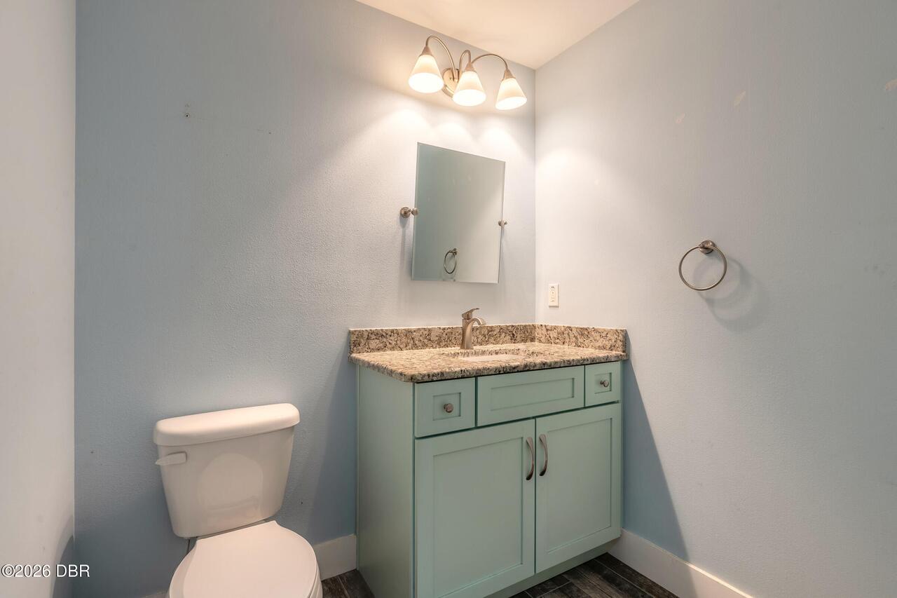 Listing Photo 8