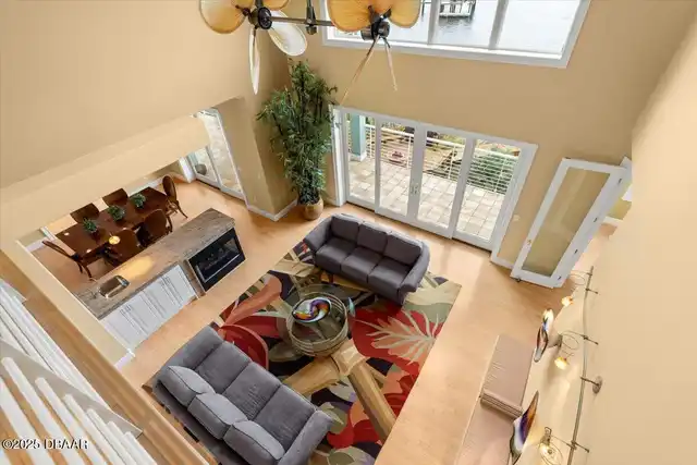 Listing Photo 32