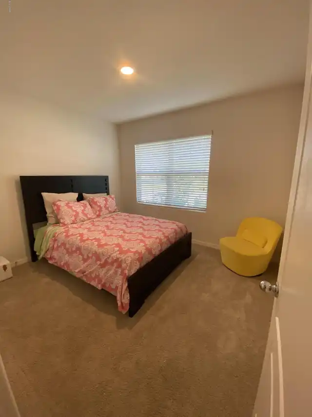Listing Photo 10