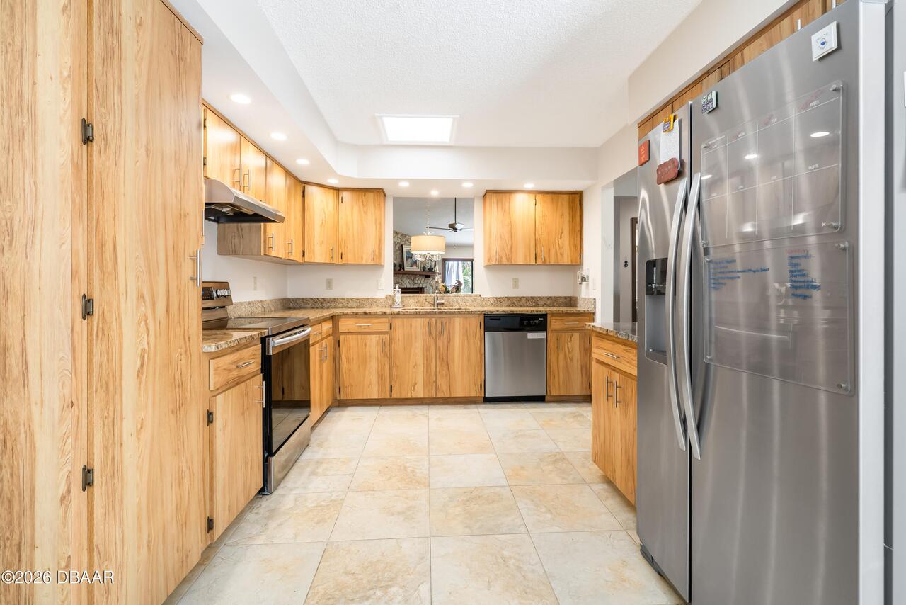 Listing Photo 17