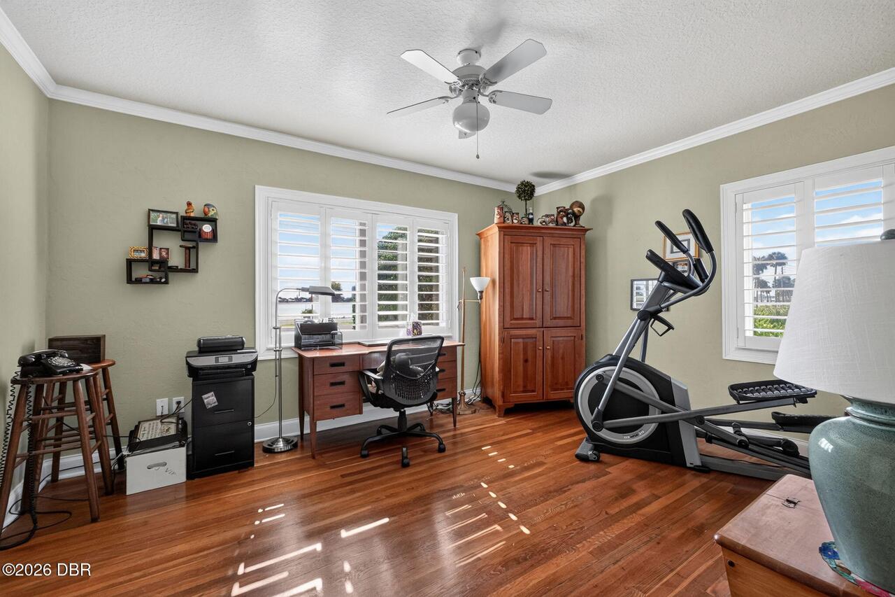 Listing Photo 15