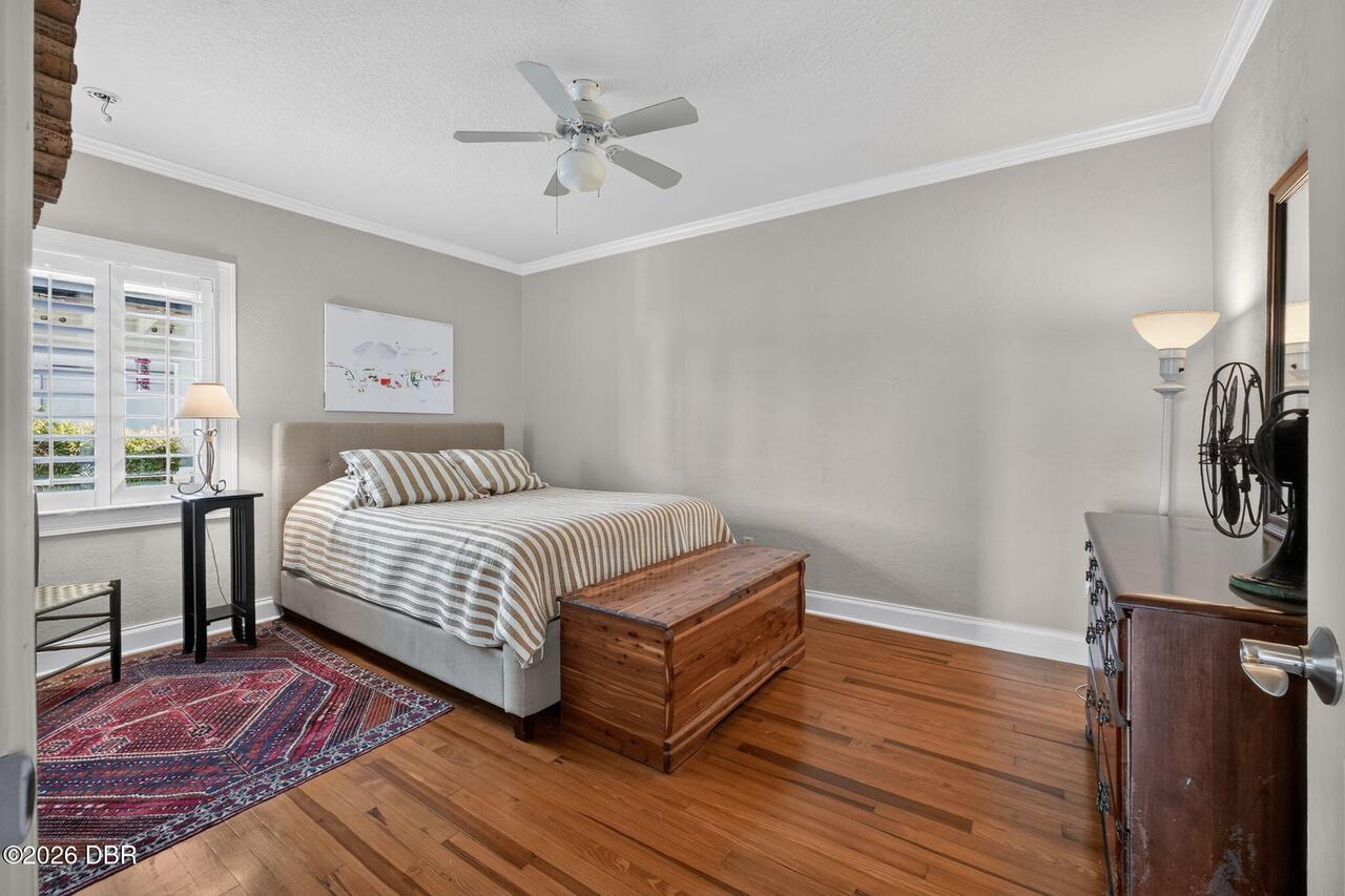 Listing Photo 18