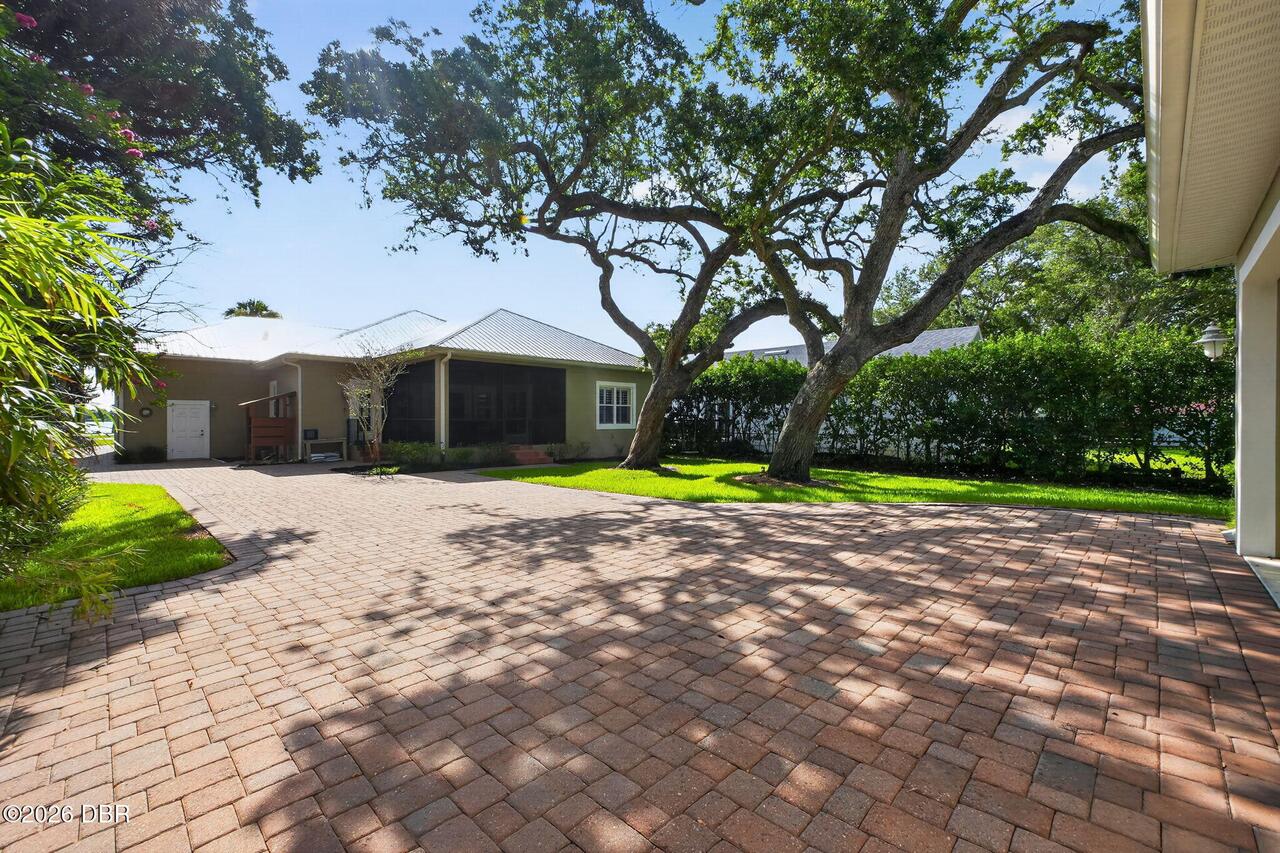 Listing Photo 32