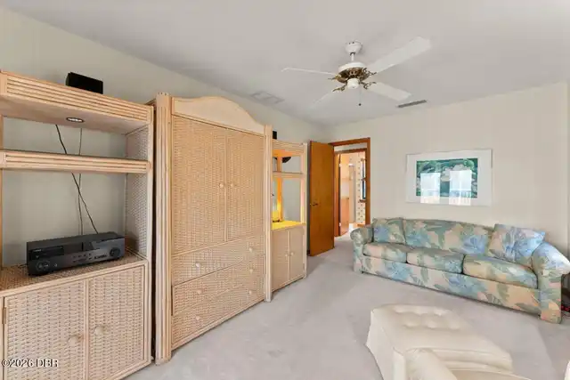 Listing Photo 23