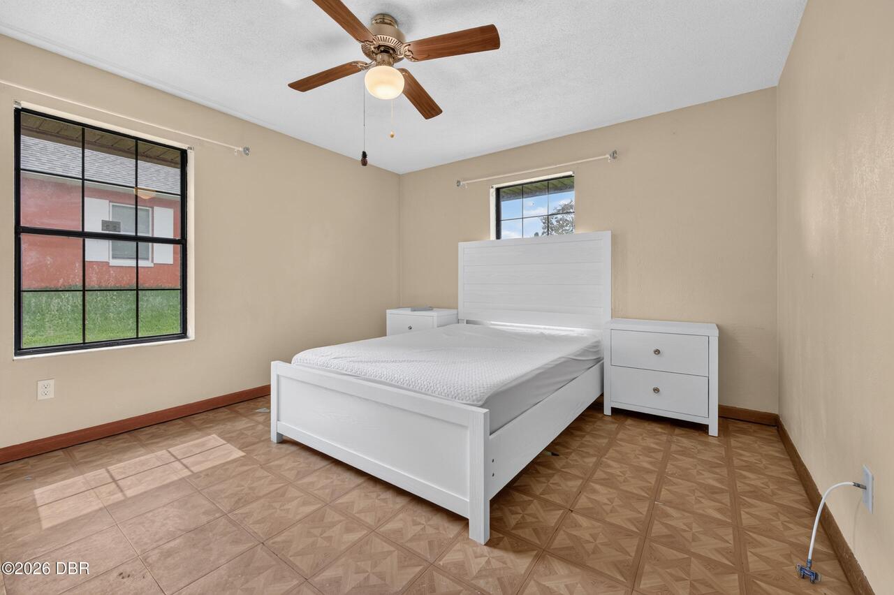 Listing Photo 15