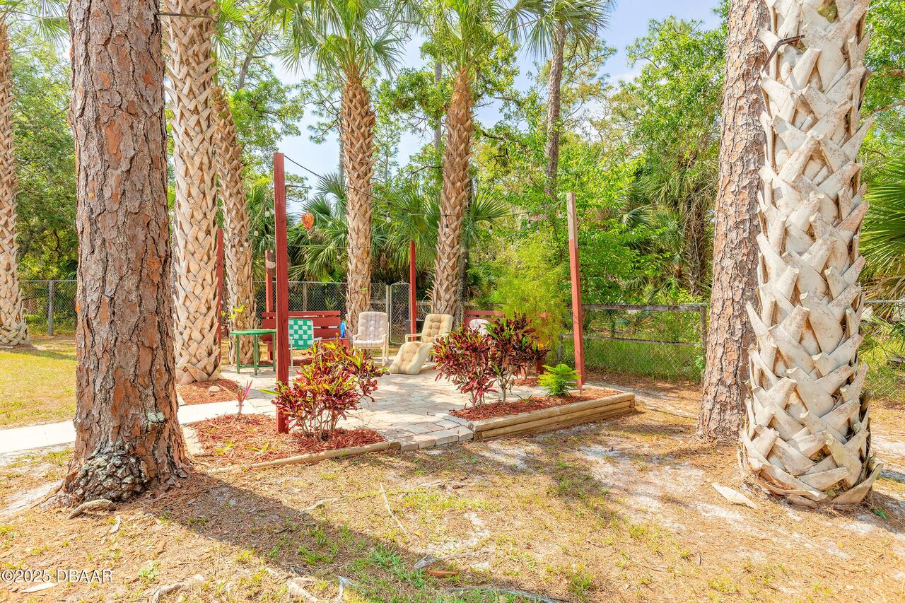Listing Photo 9