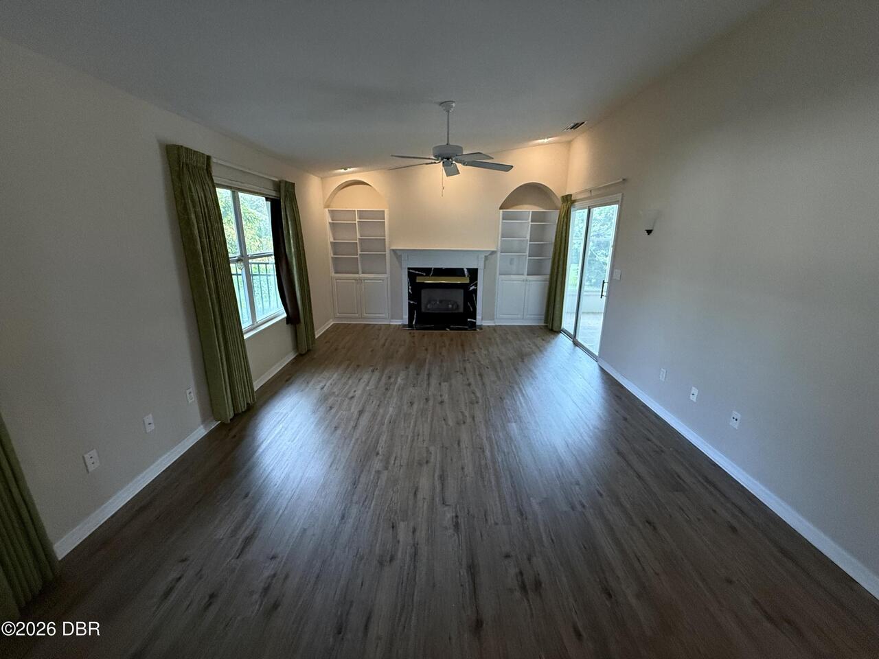 Listing Photo 10