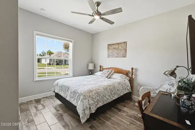 Listing Photo 9
