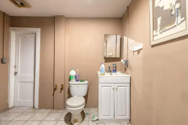 Listing Photo 8