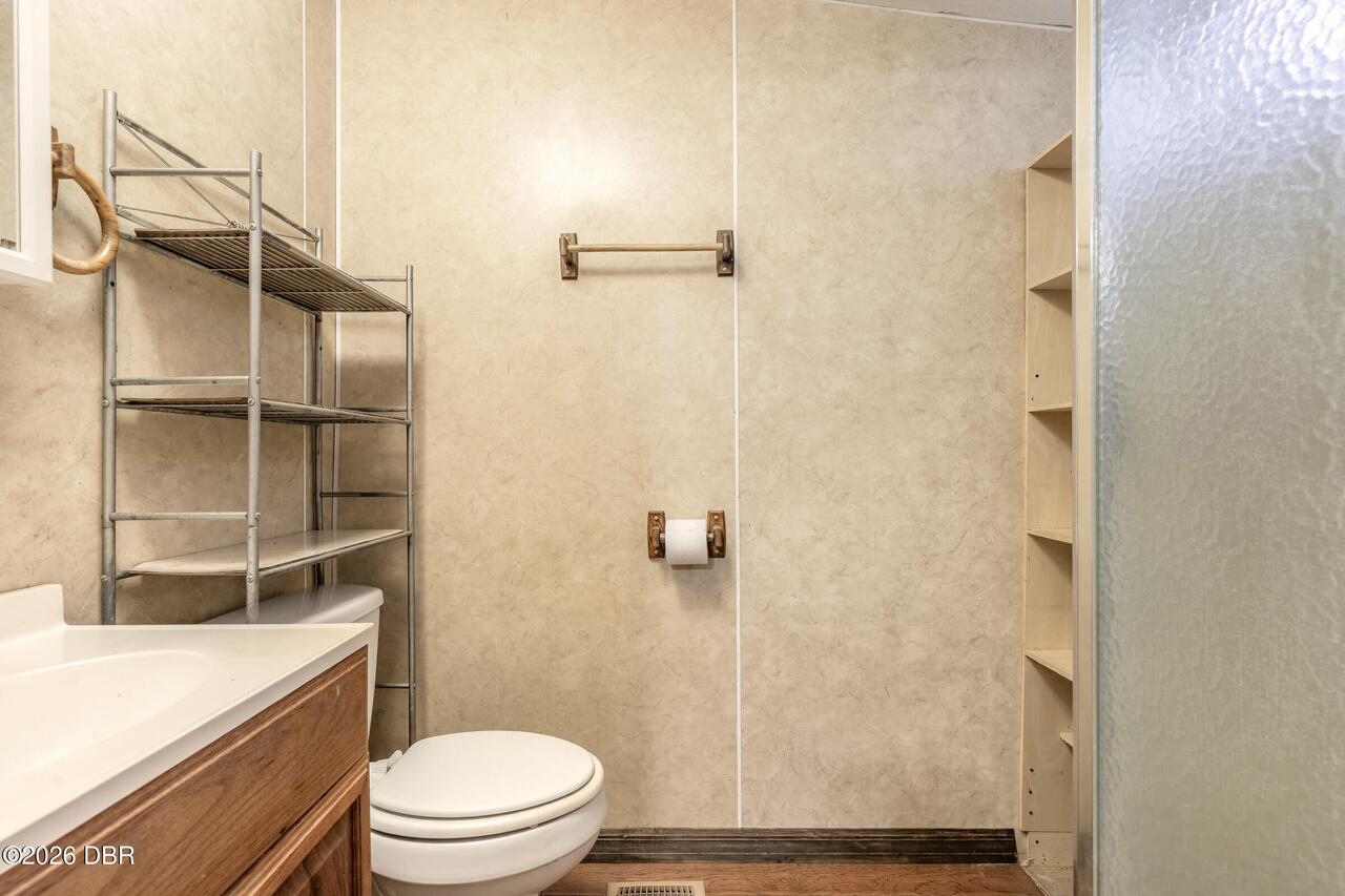 Listing Photo 15