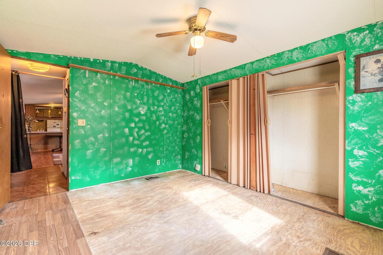 Listing Photo 18