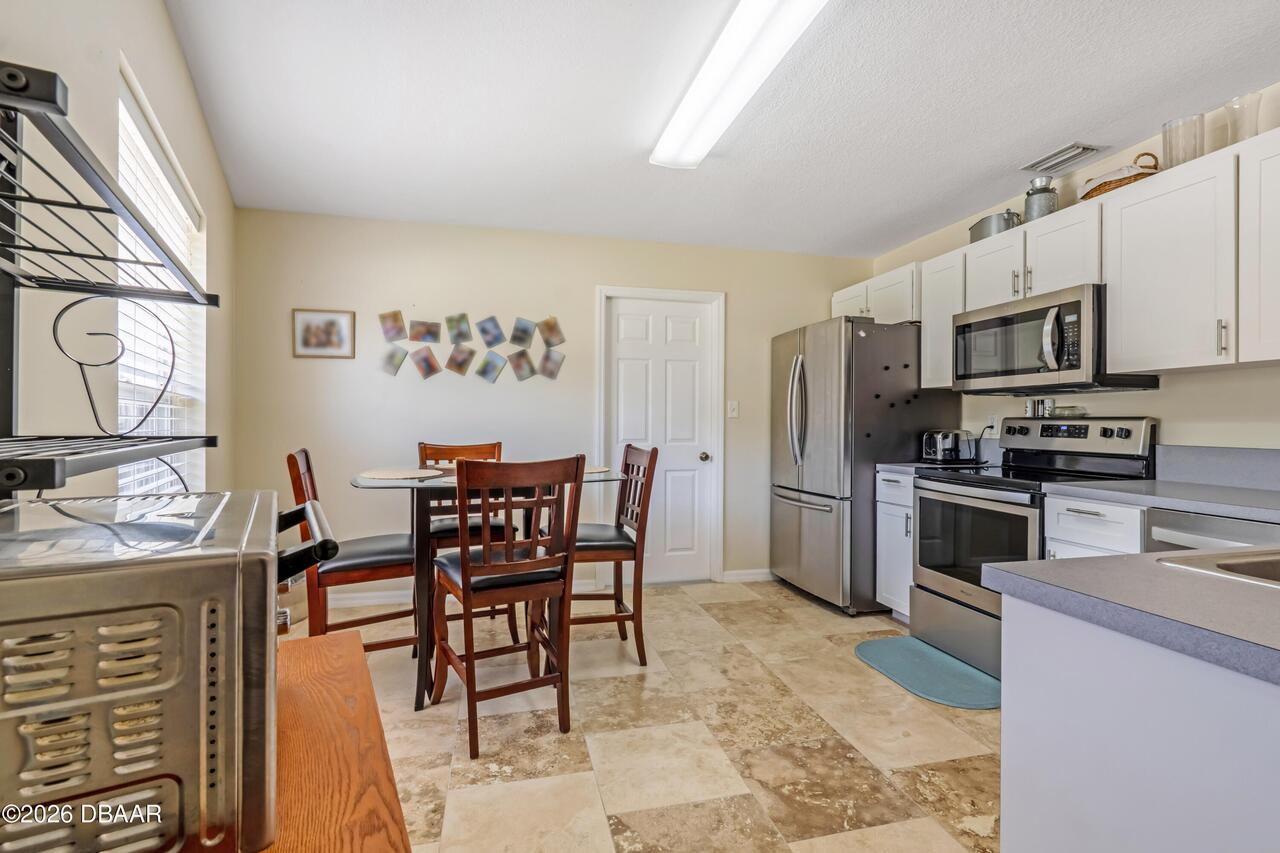 Listing Photo 7