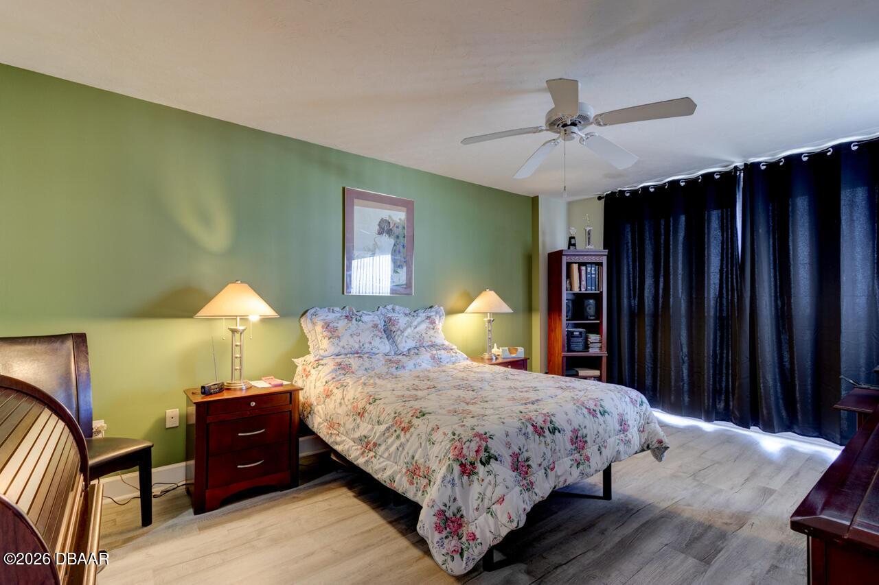 Listing Photo 17