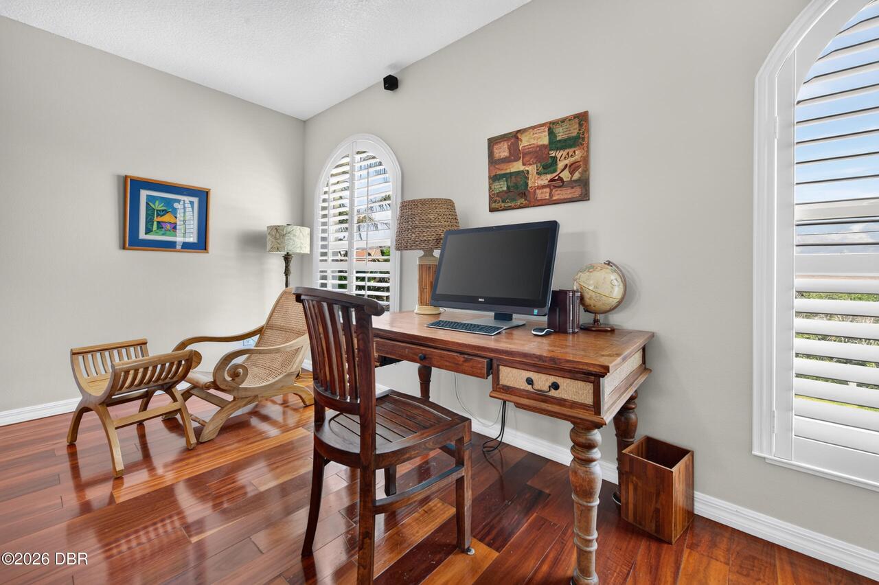 Listing Photo 23