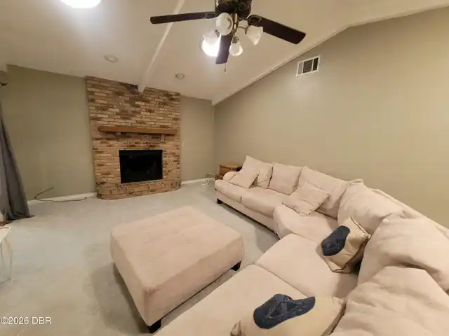 Listing Photo 7