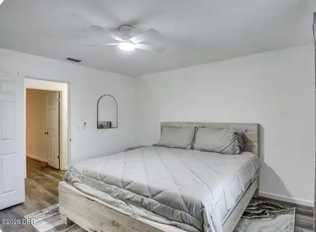 Listing Photo 12