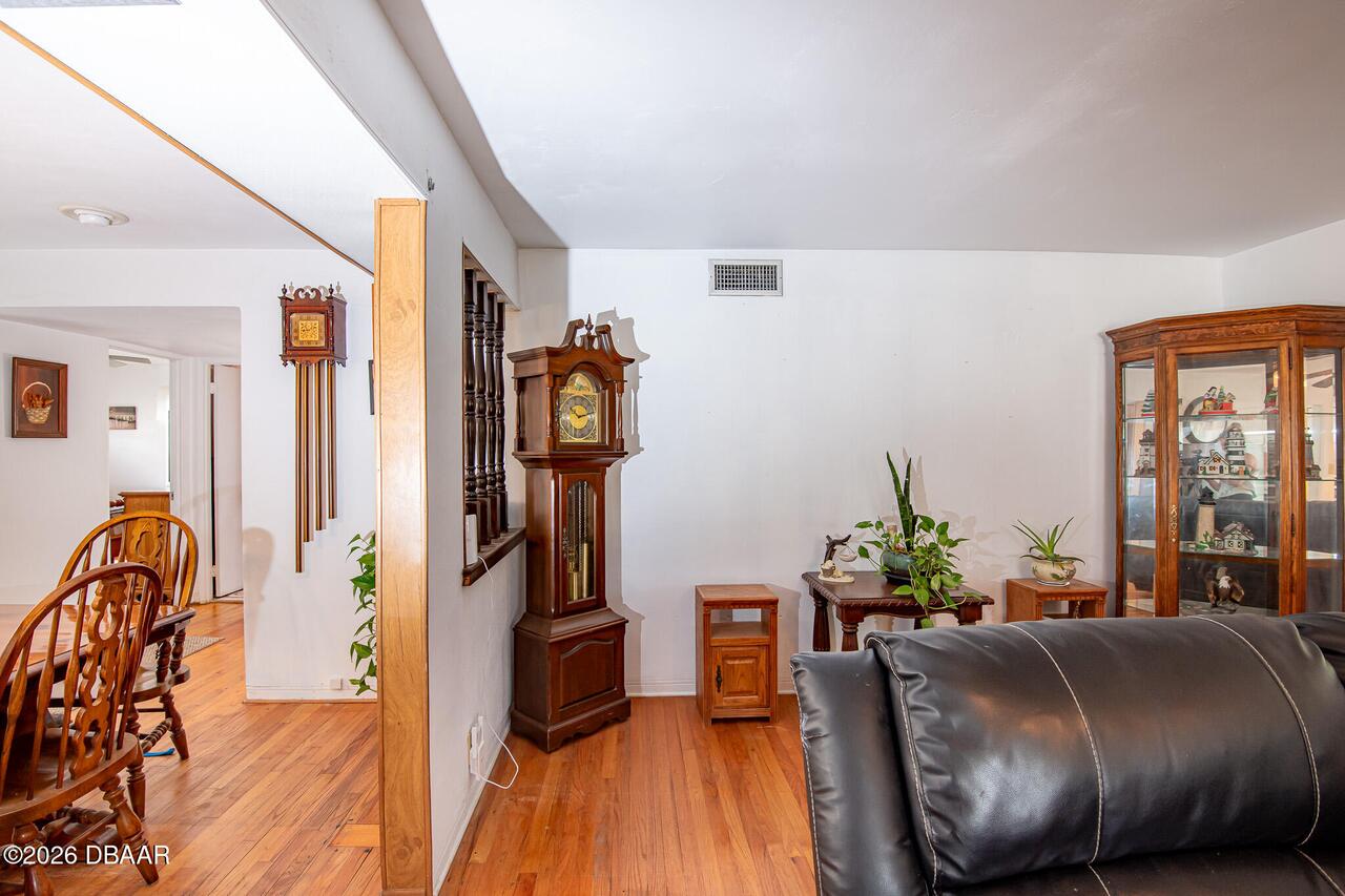 Listing Photo 21