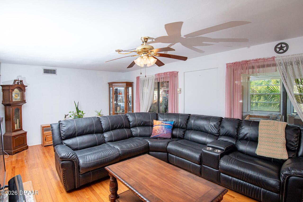 Listing Photo 22