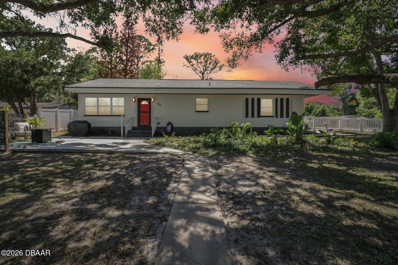 Listing Photo 17