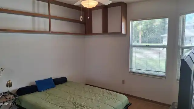Listing Photo 9