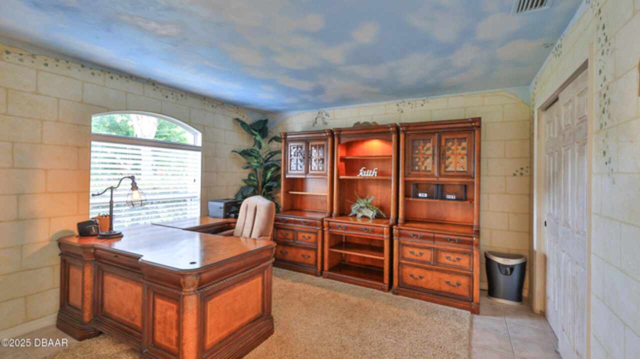 Listing Photo 7