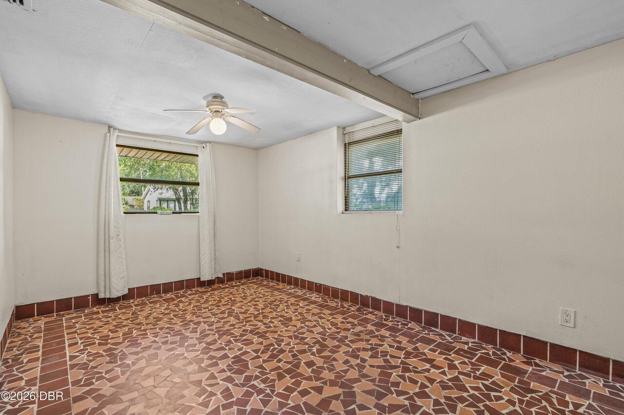 Listing Photo 17