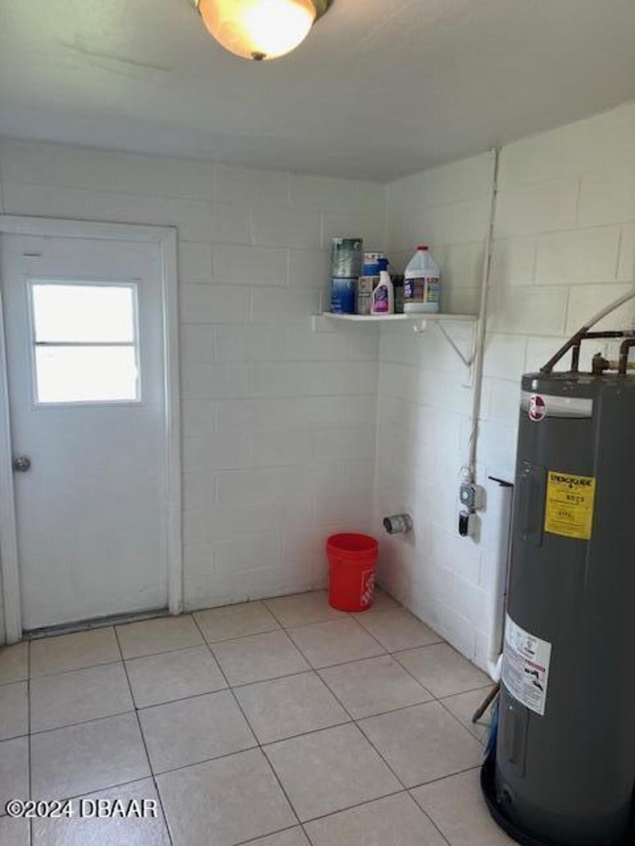 Listing Photo 11