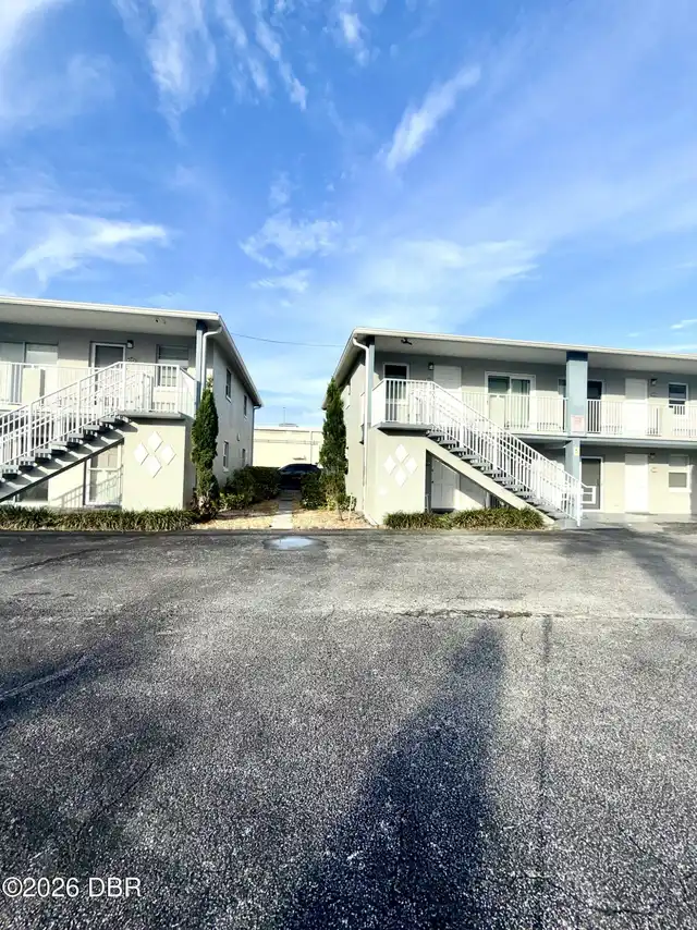 Listing Photo 16