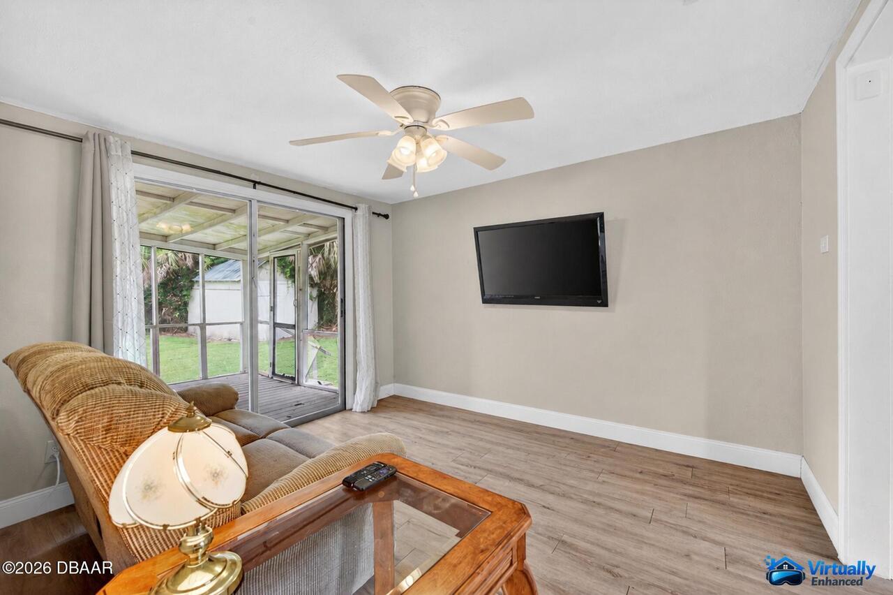 Listing Photo 7