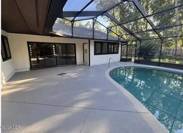 Listing Photo 11
