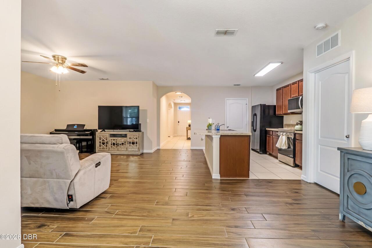 Listing Photo 19