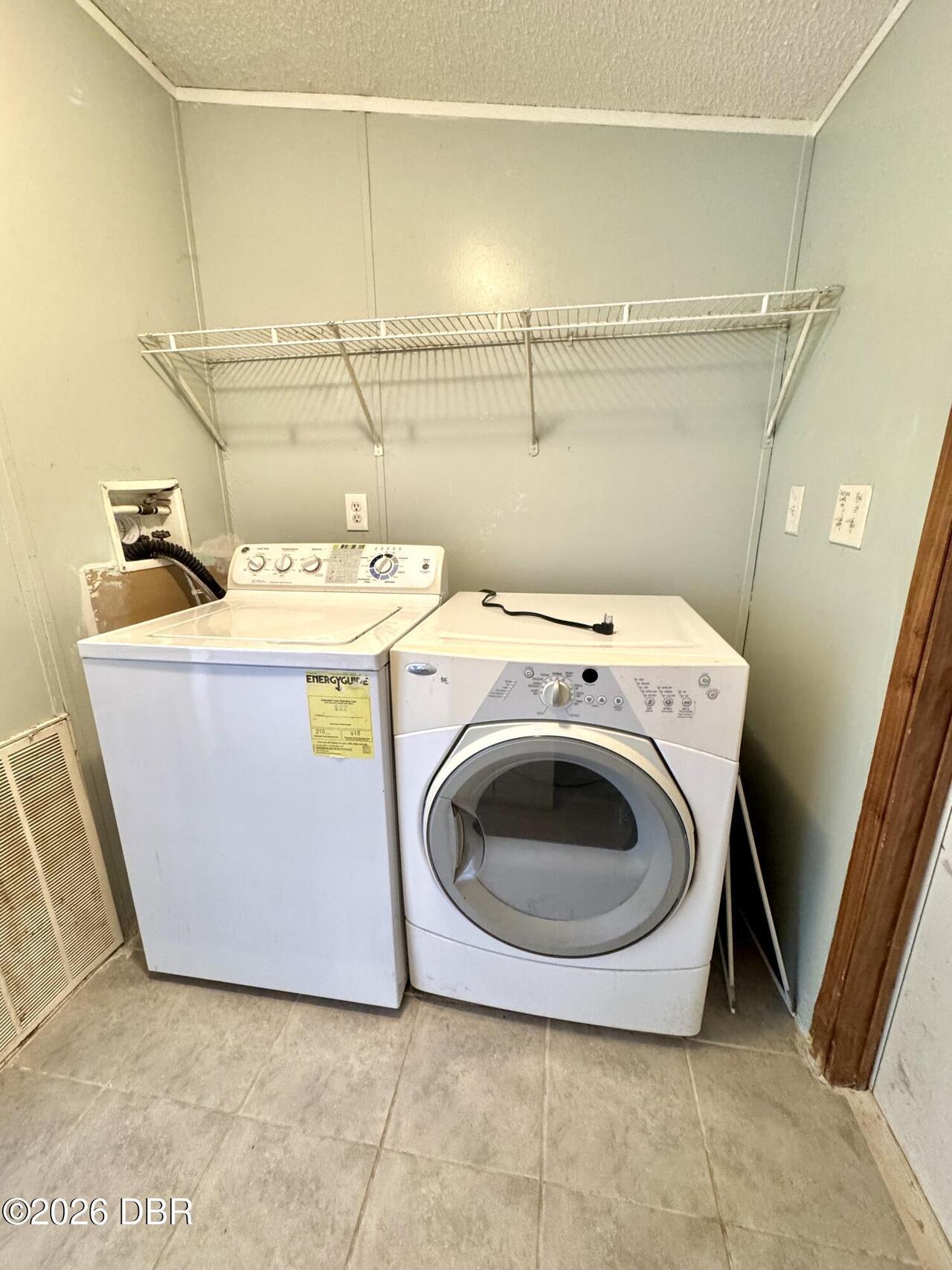 Listing Photo 8