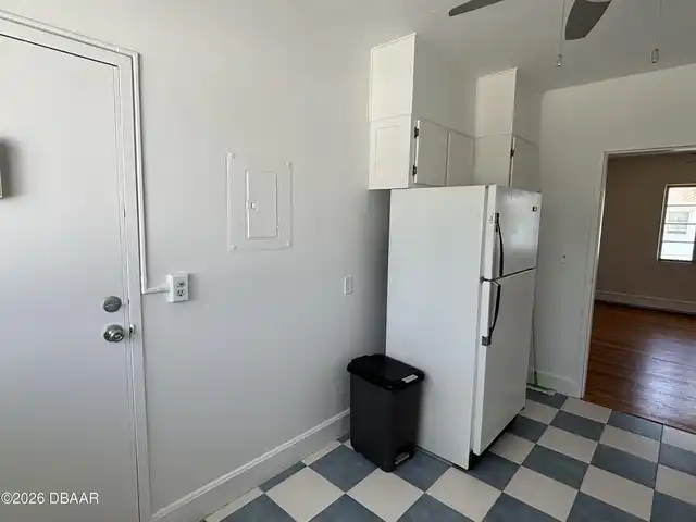 Listing Photo 6