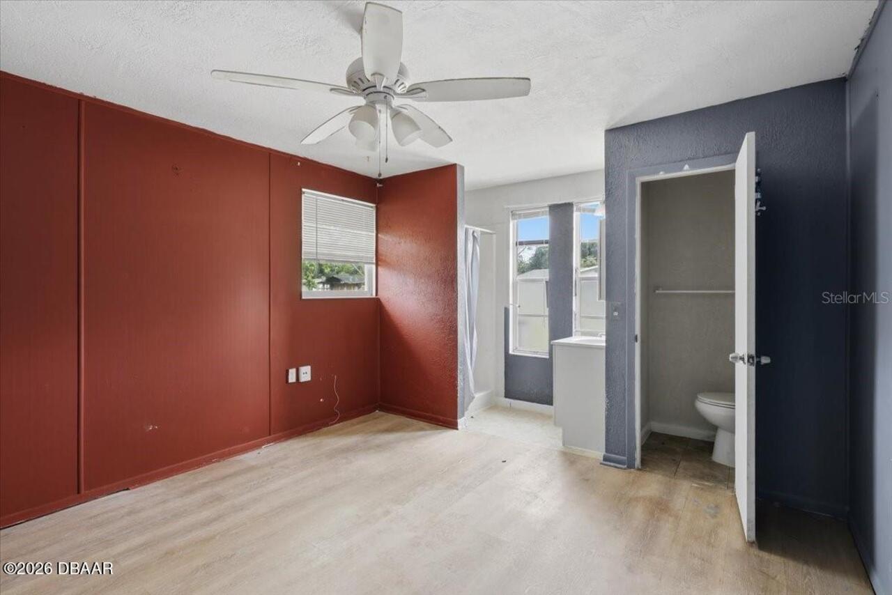 Listing Photo 9