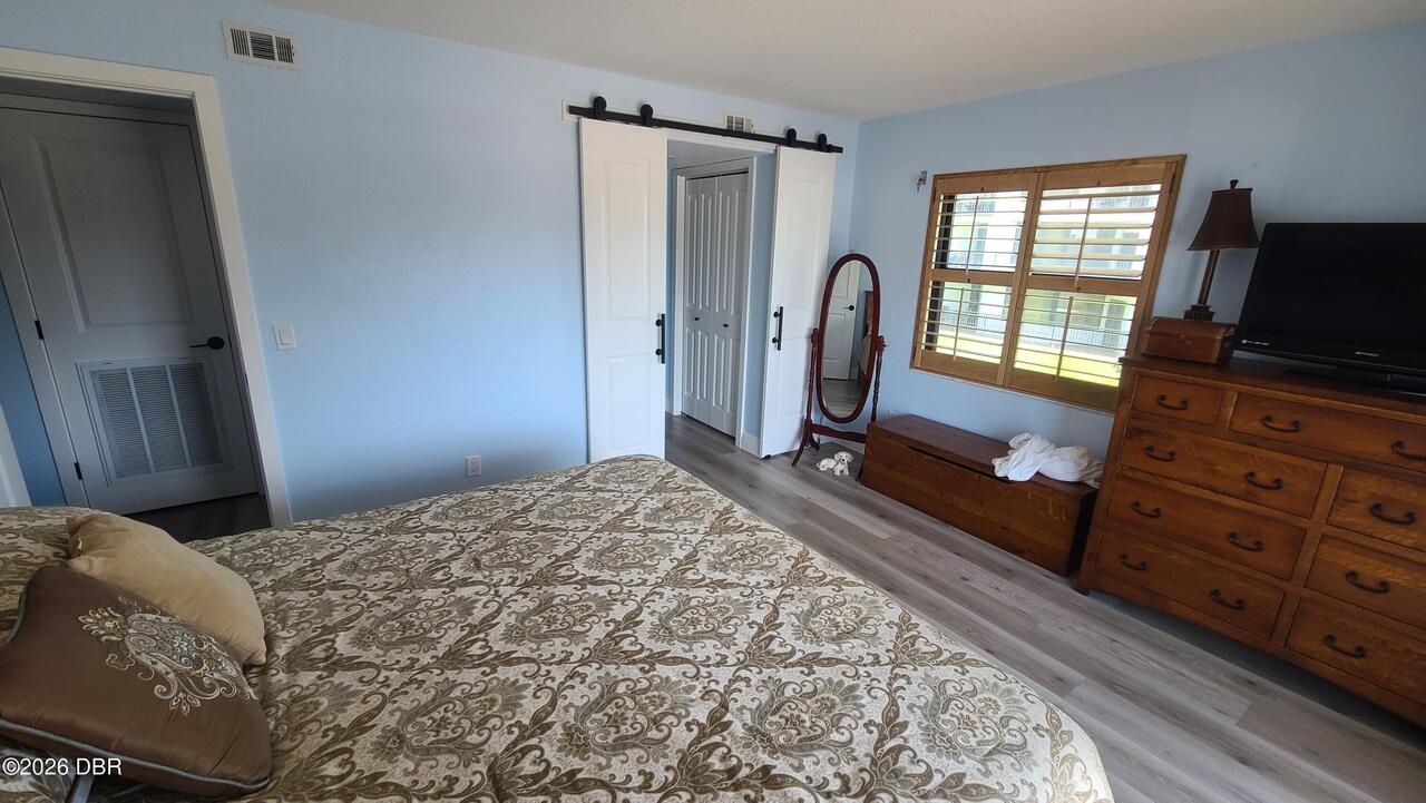 Listing Photo 24