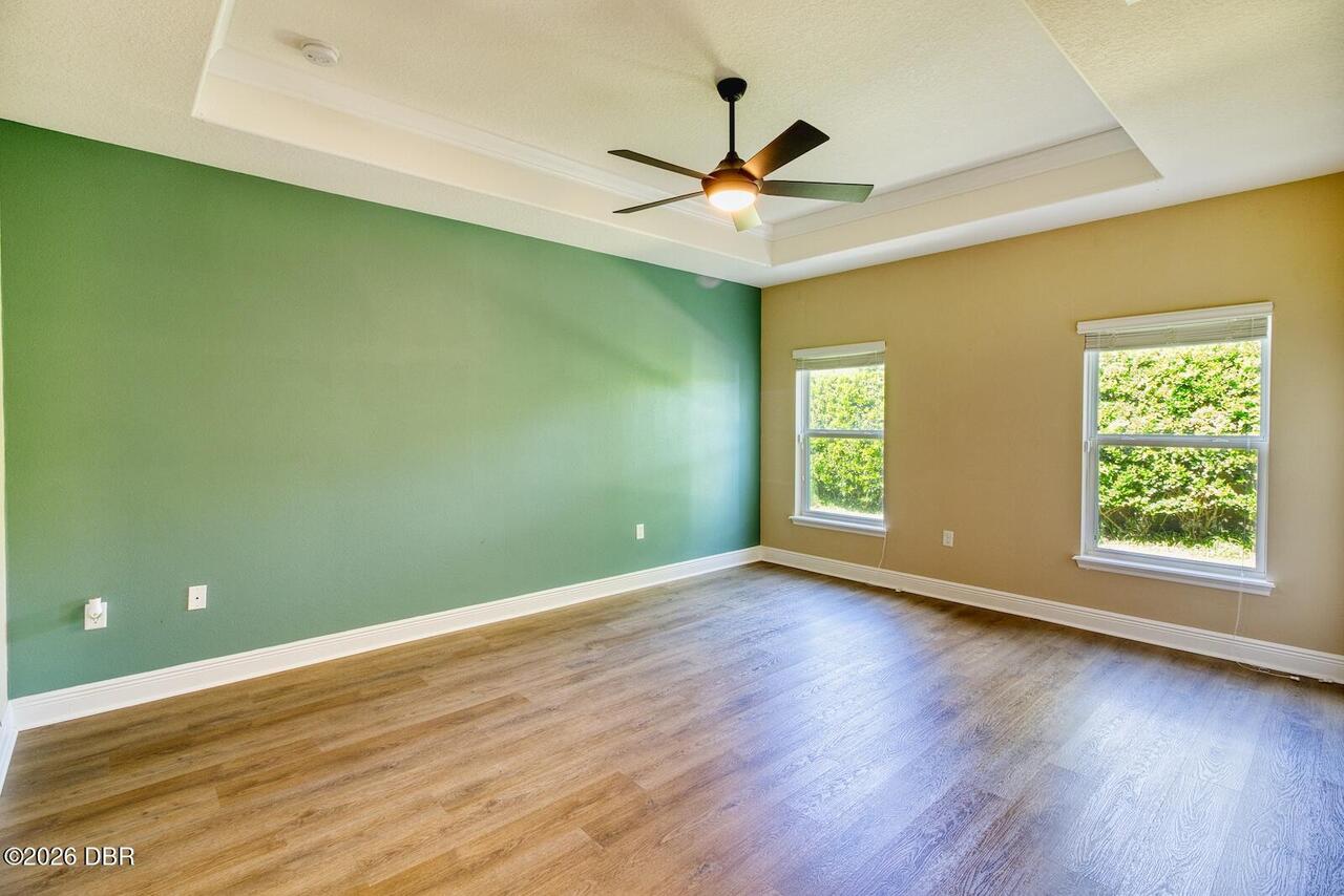 Listing Photo 11