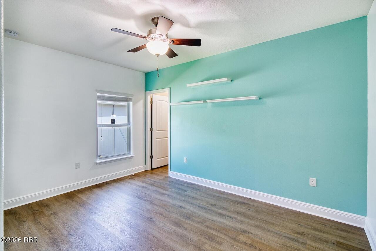 Listing Photo 16