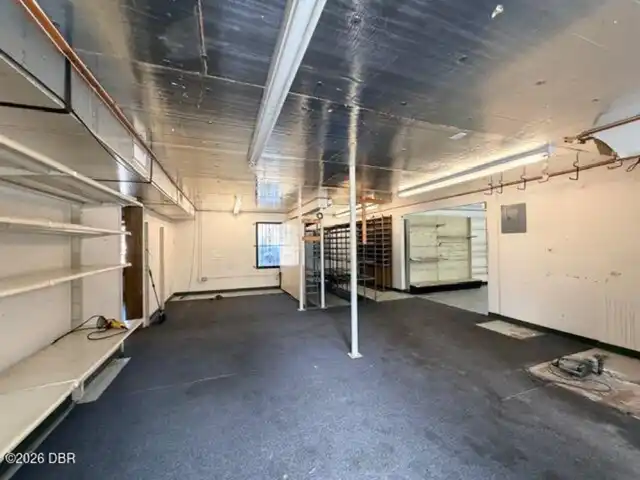 Listing Photo 5