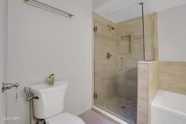 Listing Photo 22